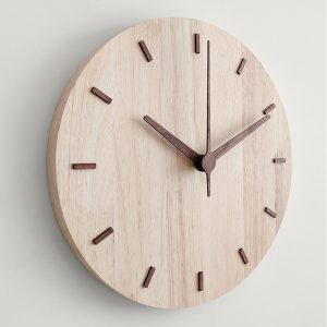 Horloge style minimaliste en bois